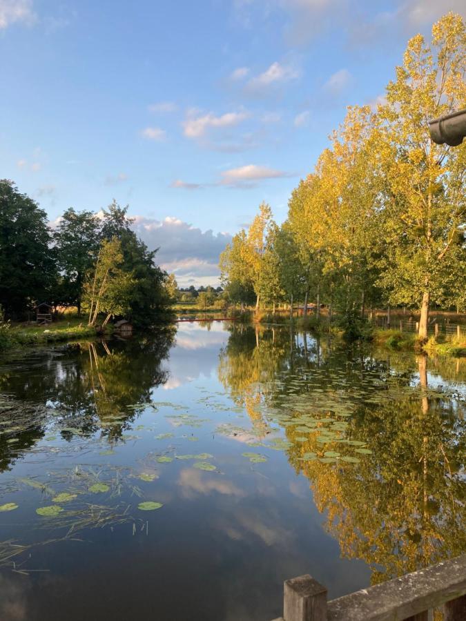 Bed & Breakfast Le Moulin De Bretigneul *